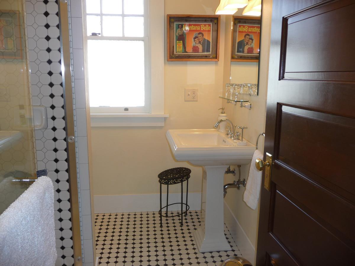 Blossom'S Bed And Breakfast Missoula Εξωτερικό φωτογραφία